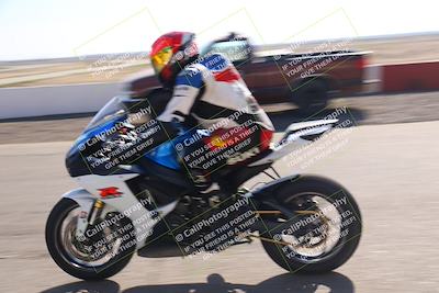 media/Nov-03-2025-Lets Ride (Mon) [[4d74c1c4d3]]/B Group/Grid/